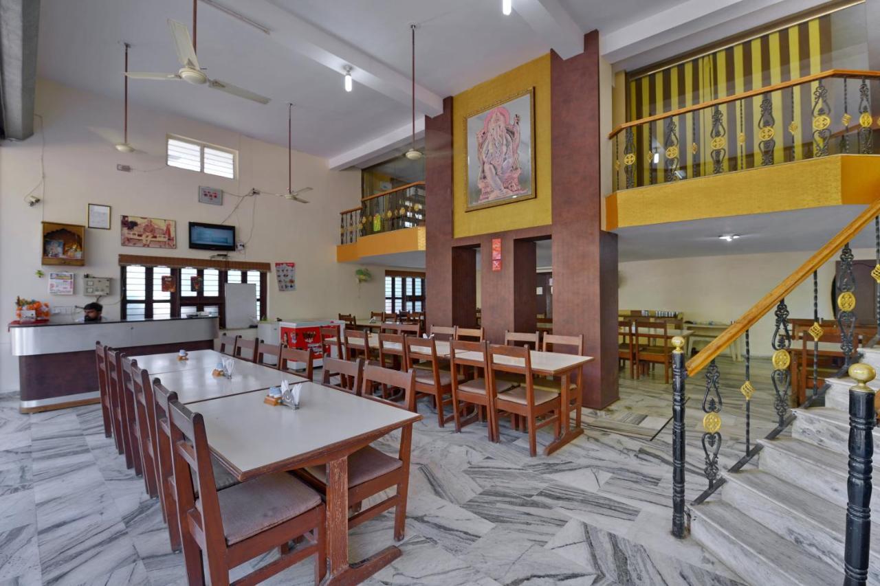 Oyo 10499 Hotel Shiv Shakti Kivarli Esterno foto